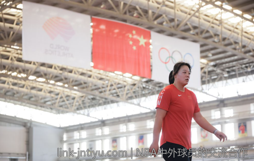 NBA中外球员的交流合作