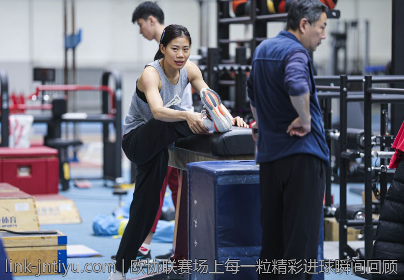 电视转播费减退引发法甲俱乐部财务风险升级